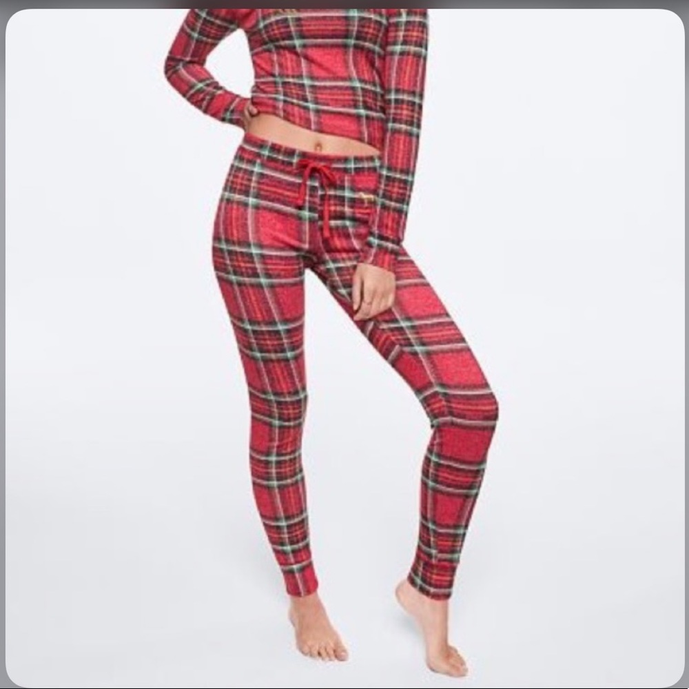 Pink pajama set 🎄
